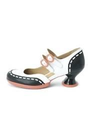  Enneagram Giver Heels