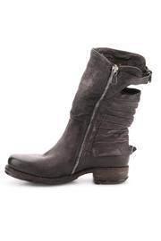  Serge Boot