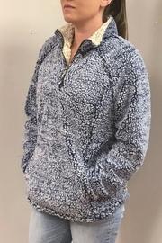  Ultra Fuzzy Pullover