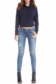  Cropped Tie Back