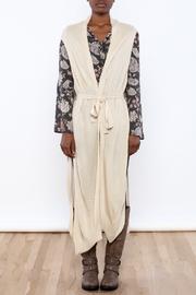  Ivory Duster With Tie