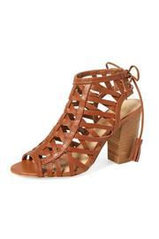 Geovana Heel
