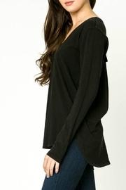  Long Sleeve V-neck Top