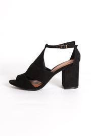  Appetite Chunky Heel
