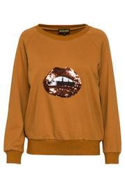  Sweater Lips