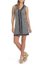  Black Sleeveless Dress