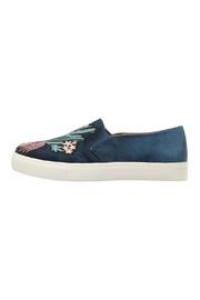  Jiana Sneaker