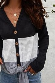  Kendall's Big Stripe Light Knit Cardigan Sweater