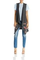  Char Hila Vest