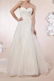  Strapless Bridal Gown