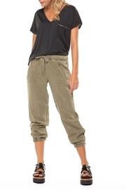  Zip Pocket Tee