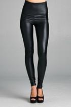  Fitted Pleather Legging