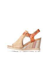  Strap & Buckle Wedge