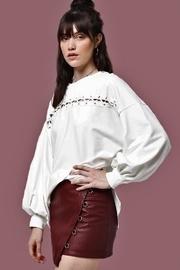  Puffy Sleeves Top