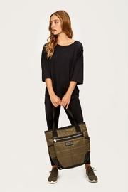  Elika Top