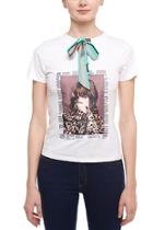  Graphic Riboon Tee
