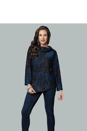  Textured Casual Top