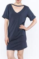  Choker T-shirt Dress