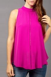  High-neck Sleeveless Blouse