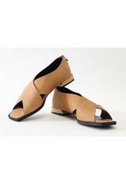  Crosstoe Brown Sandal