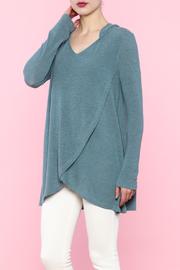  Long Sleeve Hooded Sweater