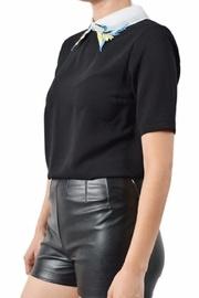  Bird Collar Top