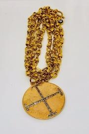  Single Pendant Tali