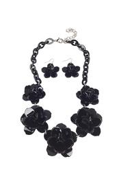  Plastic Flower Necklace