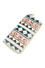  Chevron Zipper Wallet