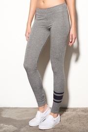  Athletic Stripes Yoga