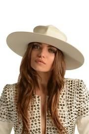  Horoscope Hat