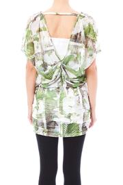  Floral Spring Tunic