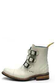  Buckle Boot