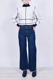  Frayed Wide-leg Jeans