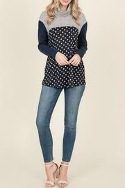  Polka-dot Light-weight Sweater