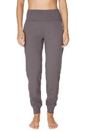  Hi Rise Slim Jogger