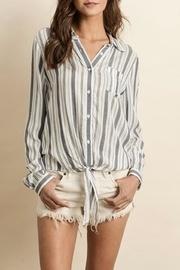  Botton-down Front-knot Top