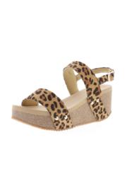  Flirtation Wedge