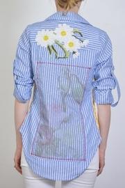  Embroidered Stripe Shirt