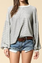  Puffed Sleeve Sweatshirt