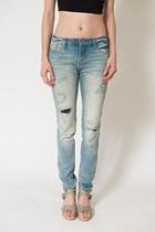  Freedom Slouchy Jean
