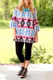  Curvy World Tunic