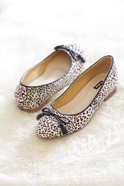  Weena Leather Flats