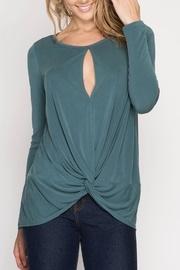  Keyhole Twist Top