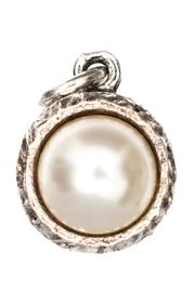  Pearl Charm