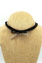  Taylor Choker