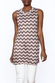  Zigzag Tunic Top