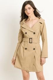  Chic Trench-coat