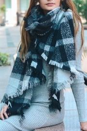  Oversized Plaid Scarf