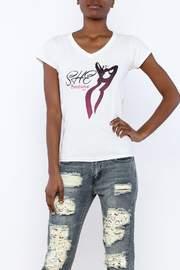  She Tee